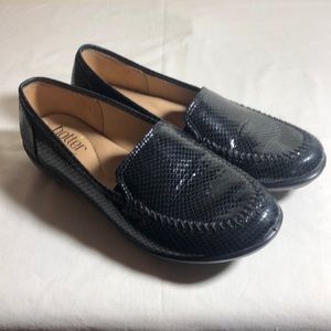 Loafers,Shiny Black, Snake Skin Pattern, US size 7